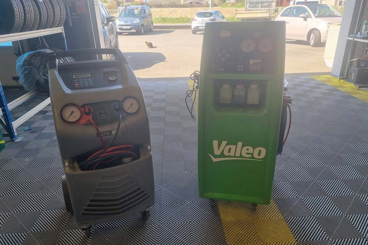 Carrosserie Igon, Carrosserie Nay, Carrosserie Pontacq, Climatisation auto Igon, Climatisation auto Nay, Climatisation auto Pontacq, Garage auto Igon, Garage auto Nay, Garage auto Pontacq, Pare brise Igon, Pare brise Nay, Pare brise Pontacq, Remplacement et réparation pare brise Igon, Remplacement et réparation pare brise Nay, Remplacement et réparation pare brise Pontacq