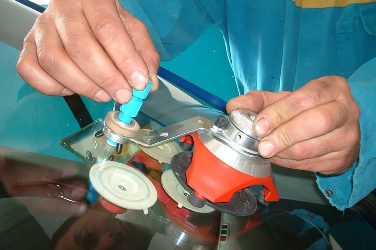 Carrosserie Igon, Carrosserie Nay, Carrosserie Pontacq, Climatisation auto Igon, Climatisation auto Nay, Climatisation auto Pontacq, Garage auto Igon, Garage auto Nay, Garage auto Pontacq, Pare brise Igon, Pare brise Nay, Pare brise Pontacq, Remplacement et réparation pare brise Igon, Remplacement et réparation pare brise Nay, Remplacement et réparation pare brise Pontacq